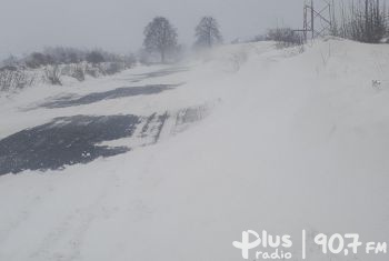 Powiat radomski: Niektóre drogi białe, ale przejezdne