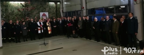 Premier Ewa Kopacz u radomskich strażaków