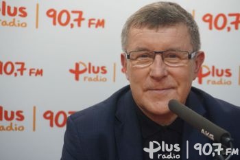 Zbigniew Kuźmiuk: ataki i oskarżenia pod adresem rządu są oparte na fake newsach