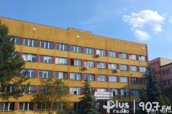 Problemy kadrowe szpitala w Kozienicach. 29 pracowników w izolacji lub kwarantannie