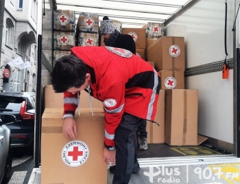 Polski Czerwony Krzyż Kozienice wspiera i niesie pomoc uchodźcom
