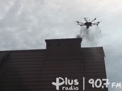 Drony sprawdzają czym palimy w piecach