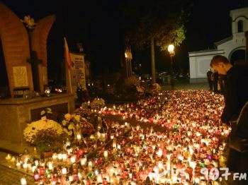 Msze święte na cmentarzach z biskupami radomskimi