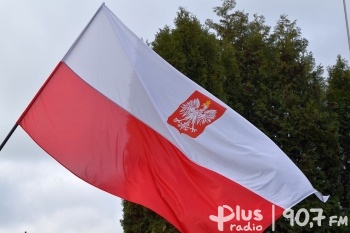 Biegnij z flagą w gminie Wolanów!