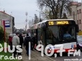 Tłumy w miejskich autobusach