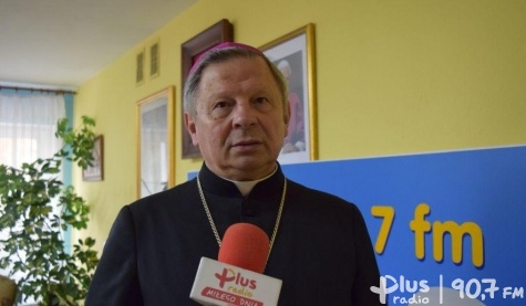 Bp Tomasik o wizycie Franciszka w Polsce