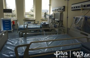 Więcej łóżek covidowych w szpitalach regionu radomskiego