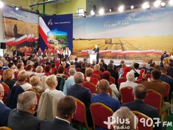 PiS przedstawił program dla polskiej wsi w Przysusze