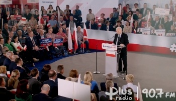 Kaczyński w Przysusze: mamy szansę pokazać władzy żółtą kartkę