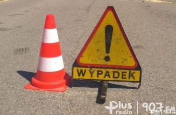 Wypadek w miejscowości Kuczki-Wieś. Jedna osoba trafiła do szpitala