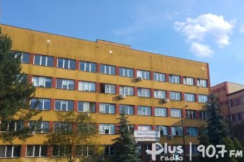 Zmarła pielęgniarka szpitala w Kozienicach. Miała koronawirusa