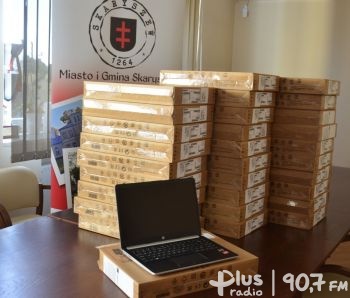 Laptopy dla uczniów z gminy Skaryszew