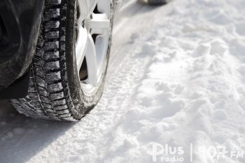 Jak przygotować samochód do podróży zimą?