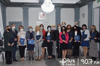 Burmistrz Opoczna wyróżnił 15 nauczycieli