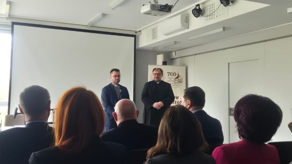 Sympozjum historyczne