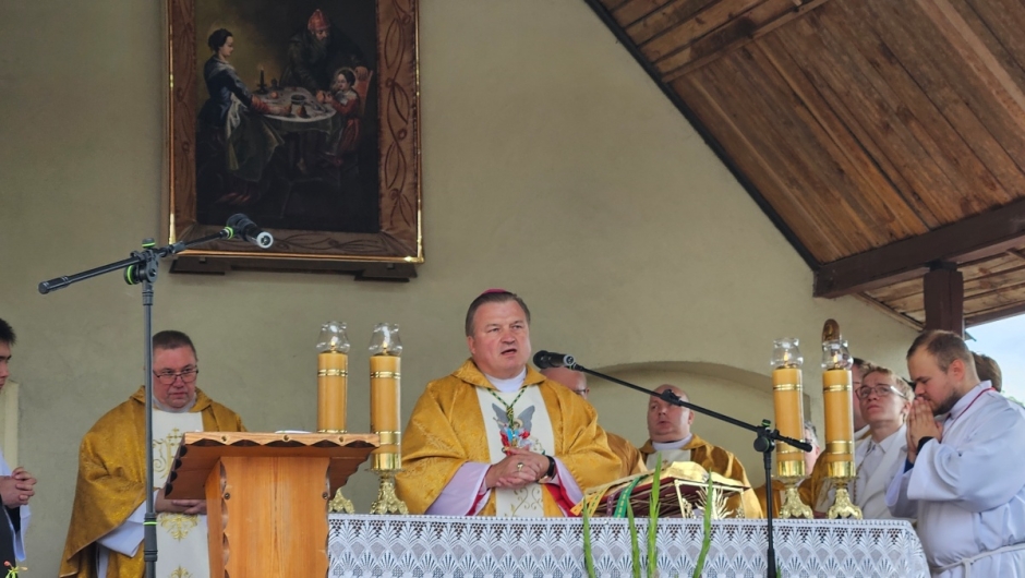 Bp Nykiel: rodzina stoi w centrum zbawczego planu Boga!