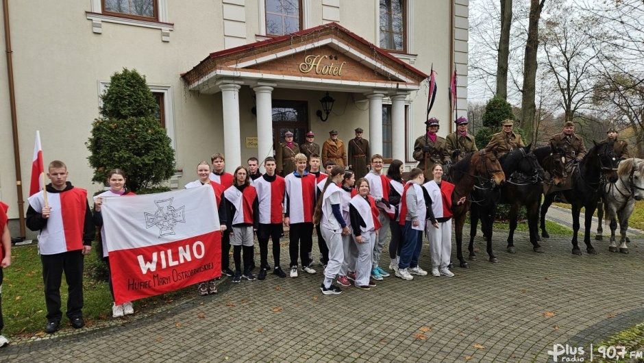 Z Anielina do Gowarczowa