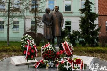 W 72 rocznicę urodzin śp. Prezydenta RP Lecha Kaczyńskiego
