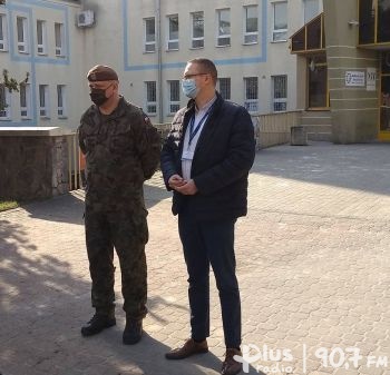 Żołnierze WOT pomogli pacjentom radomskiego szpitala w kontakcie z bliskimi