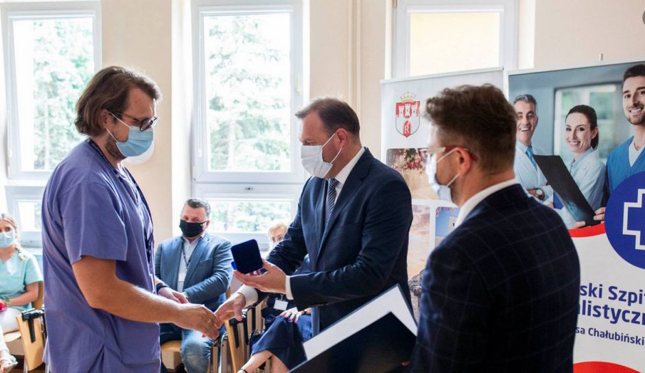 Prezydent dziękuje medykom za walkę z pandemią