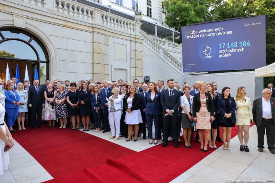 Radomianka wśr&oacute;d wyr&oacute;żnionych przez Prezydenta RP za walkę z pandemią