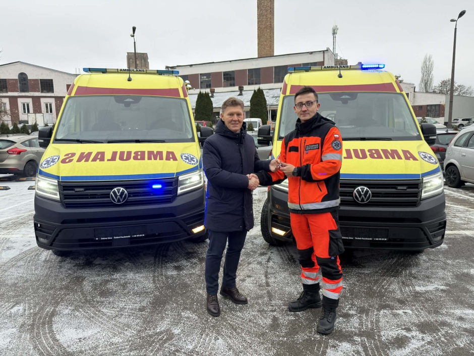 Nowe karetki trafią do szpitali w Pionkach i Iłży