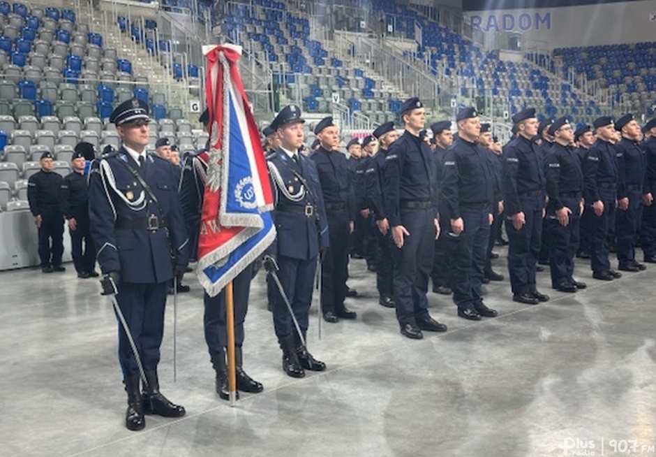 Ślubowanie nowych policjantów