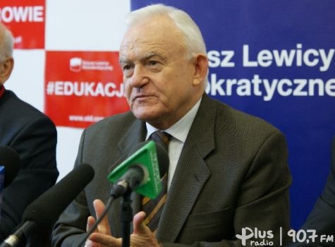  Premier Leszek Miller na spotkaniu w Radomiu w 2014 roku