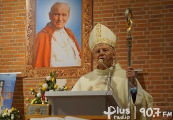 Potrójna modlitwa w parafii św. Jana Pawła II na Sadkowie