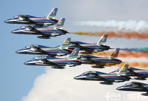 http://airshow.wp.mil.pl