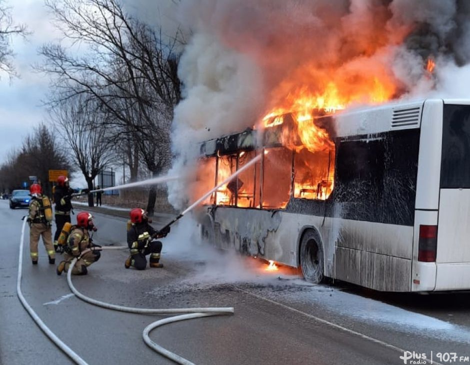 Pożar autobusu w Skarżysku-Kamiennej