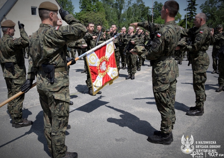 Kolejni żołnierze w szeregach 6 MBOT