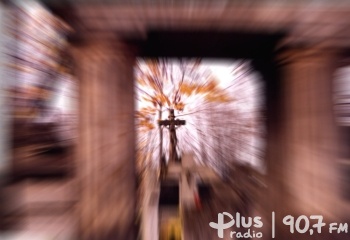 ZADUSZKI – ZA DUSZKI. Wystawa członków RTF