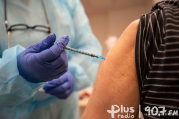 Urzędnicy radomskiego magistratu mają dzień wolny za szczepienie
