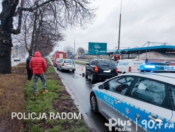 Wypadek na ulicy Prażmowskiego w Radomiu. Jedna osoba trafiła do szpitala