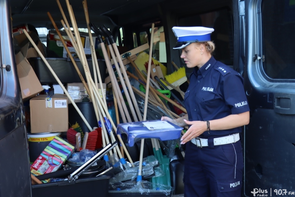 Dary dla poszkodownych od mazowieckich policjantów