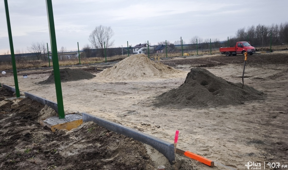 Boiska do plażówki powstają w Opocznie