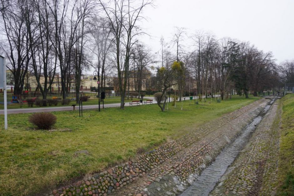 Można już wybrać się na spacer do parku