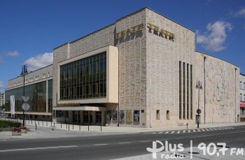 Teatr bez nowego dyrektora