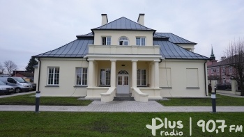 Biblioteka Kozienice zaprasza na muzyczny piknik w ogrodzie