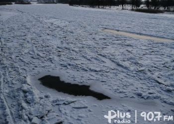 Białobrzegi: Woda w Pilicy przekroczyła stan alarmowy!