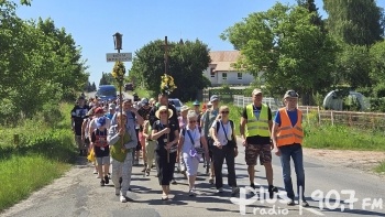 100 osób niesie intencję trzeźwości w pieszej pielgrzymce
