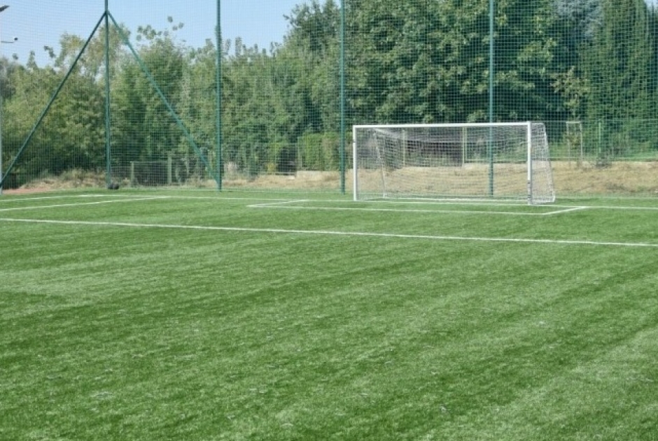 Orlik wyląduje w Pionkach