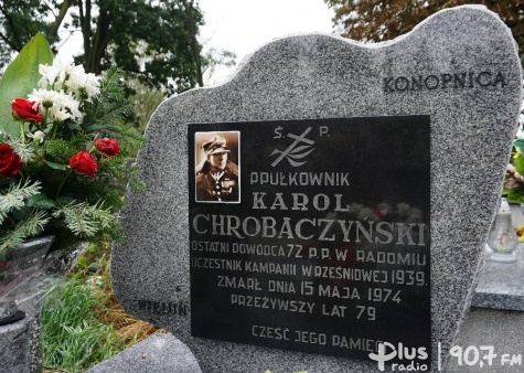 Odrestaurowany grób ppłk Chrobaczyńskiego