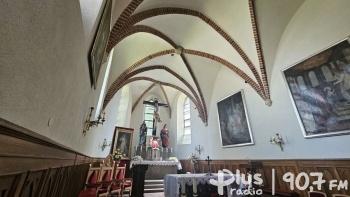 Przywrócono blask prezbiterium i kaplicy adoracji