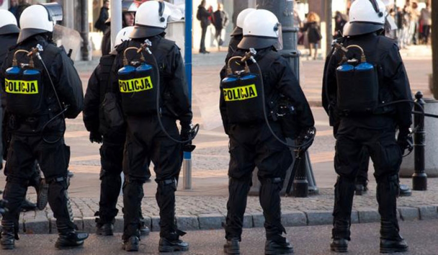 Pouczenia zamiast mandat&oacute;w. Policyjny protest