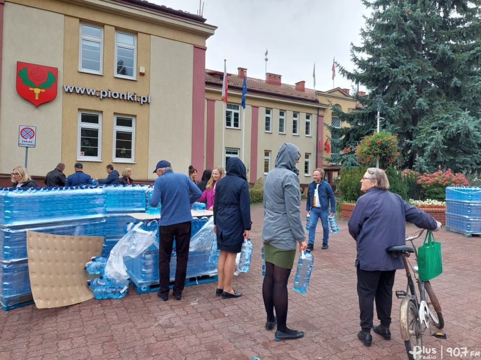 Pionki bez wody na weekend. Oczekiwanie na pozytywne wyniki badań