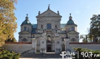 Sejmik Łódzki: Ponad 400 tysięcy złotych dla parafii
