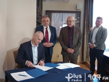 Scania i Duncan podpisały umowę z Uniwersytetem Radomskim