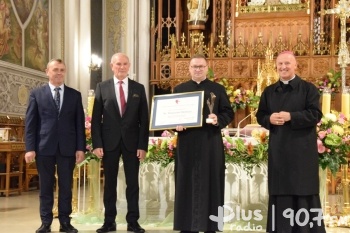 Znamy laureata nagrody „Viventi Caritate”, czyli Żyjącemu Miłością
